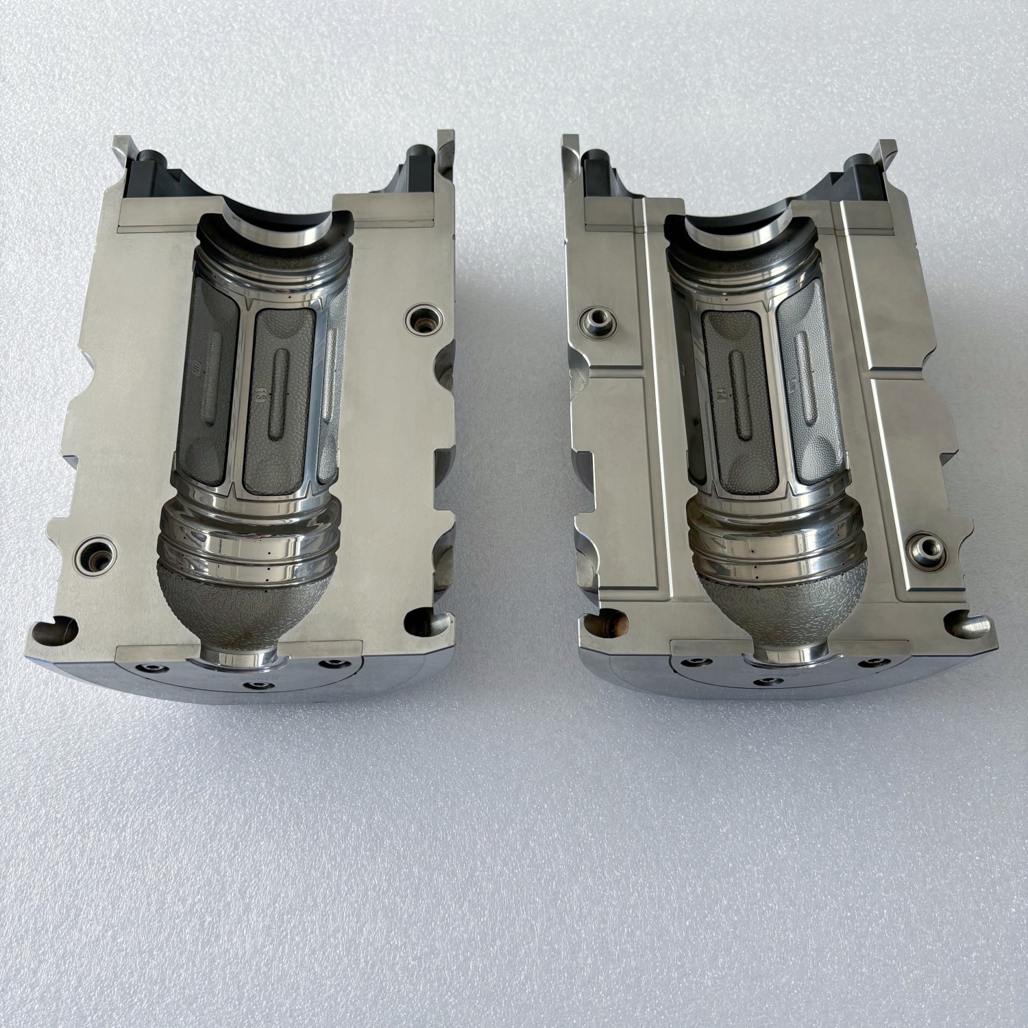 Hot filled blow molding