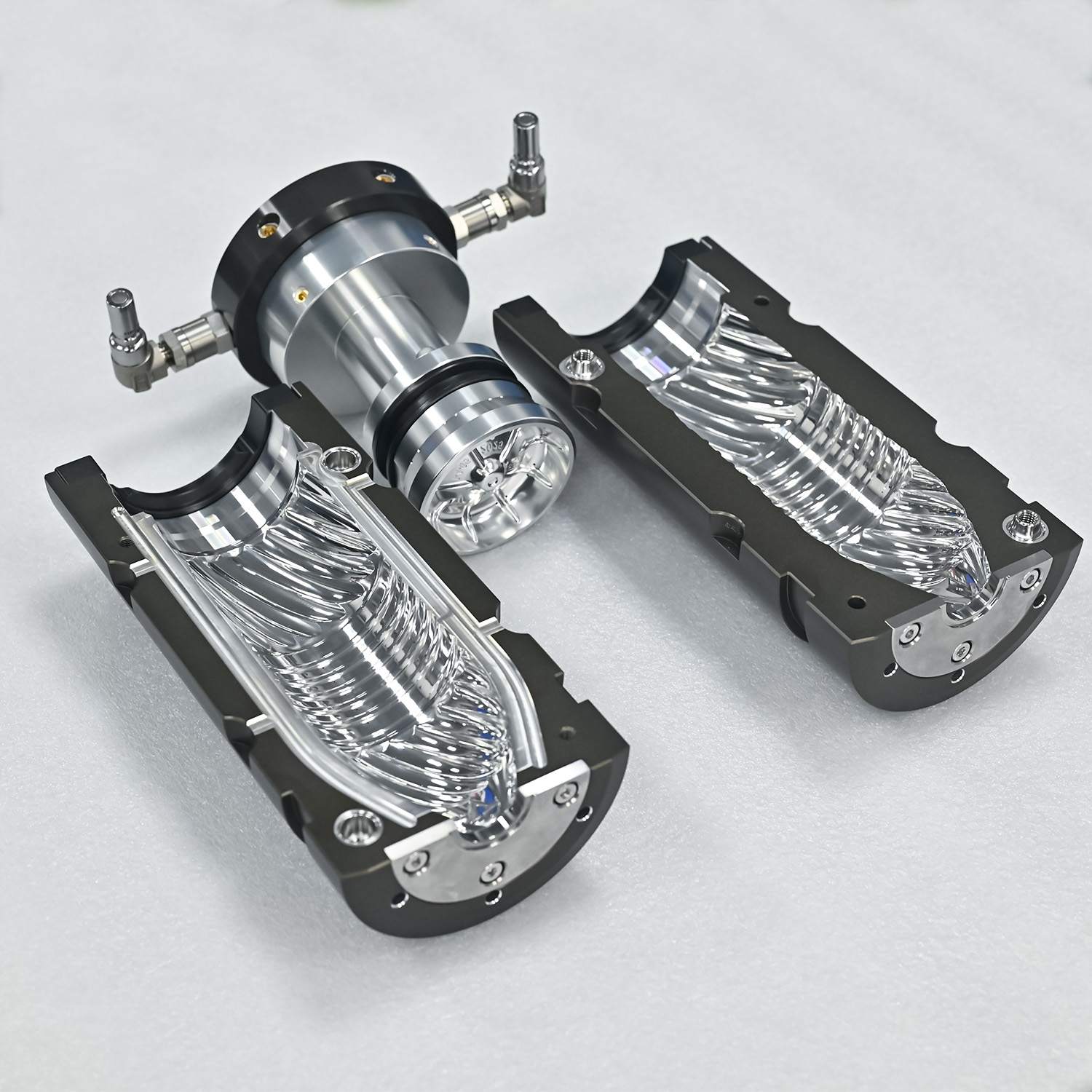 PET blowing mold for Newarstar blow molding machine