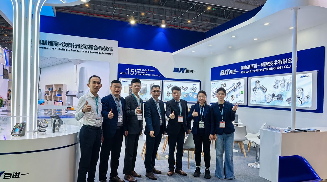 Global Synergy: BJY’s One-Stop Mold Solutions Captivate Chinaplas Audience